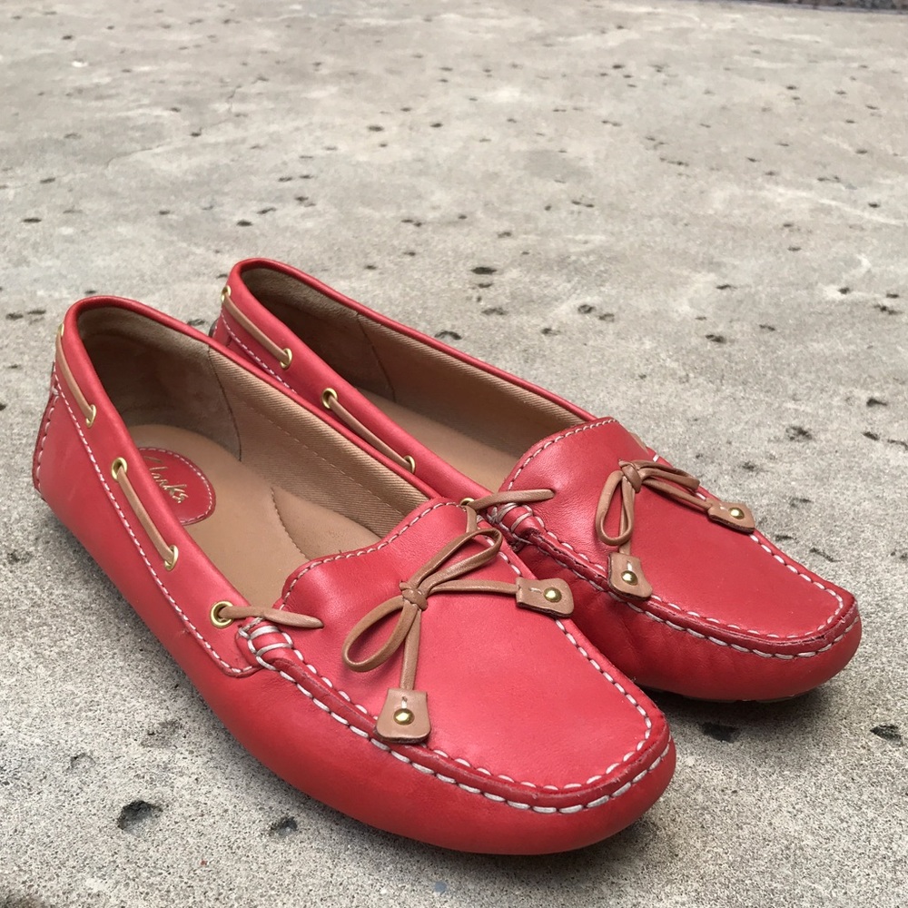 Unworn clarks artisan style shoes