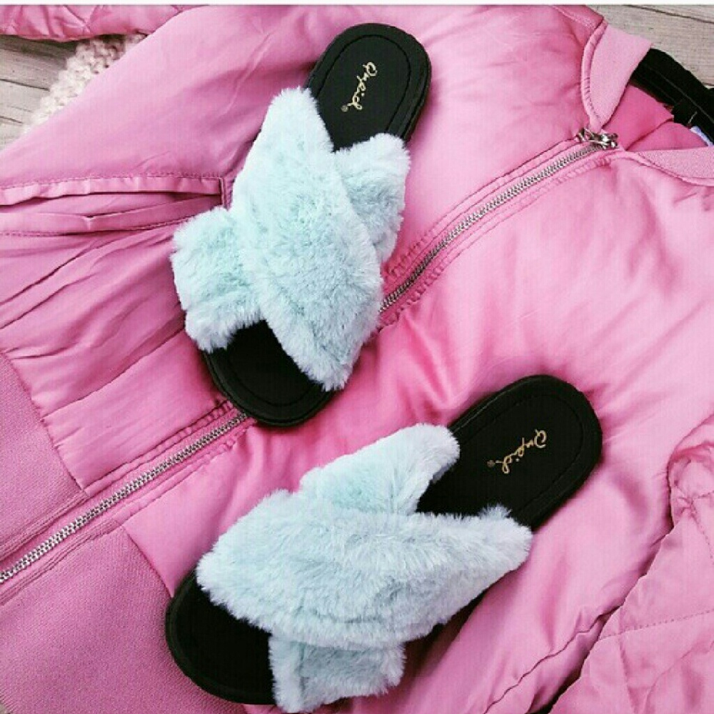 ❌SOLD ON EBAY❌Blue Fur Slides