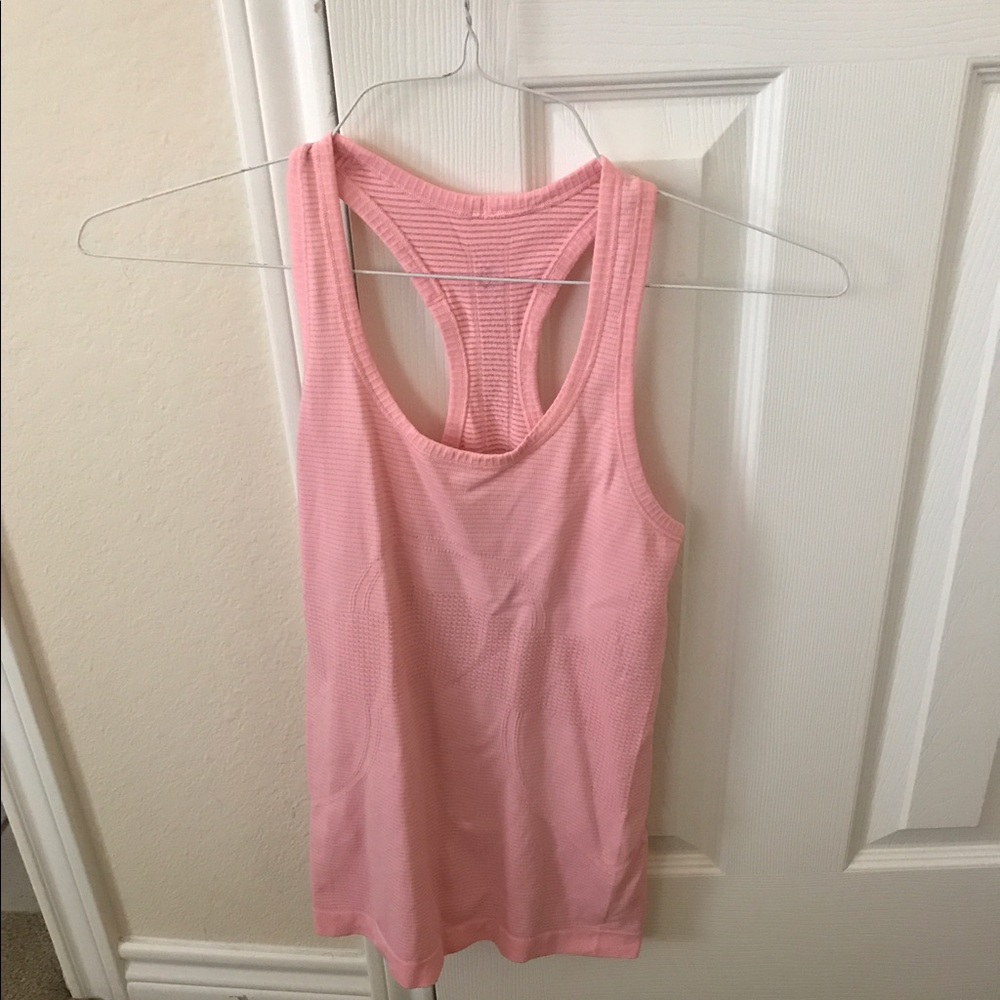 Pale pink swiftly tank Lululemon size 4