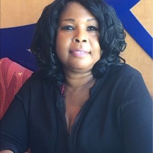 Meet your Posher, Cynthia