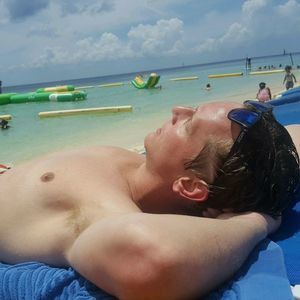 Meet your Posher, Joe