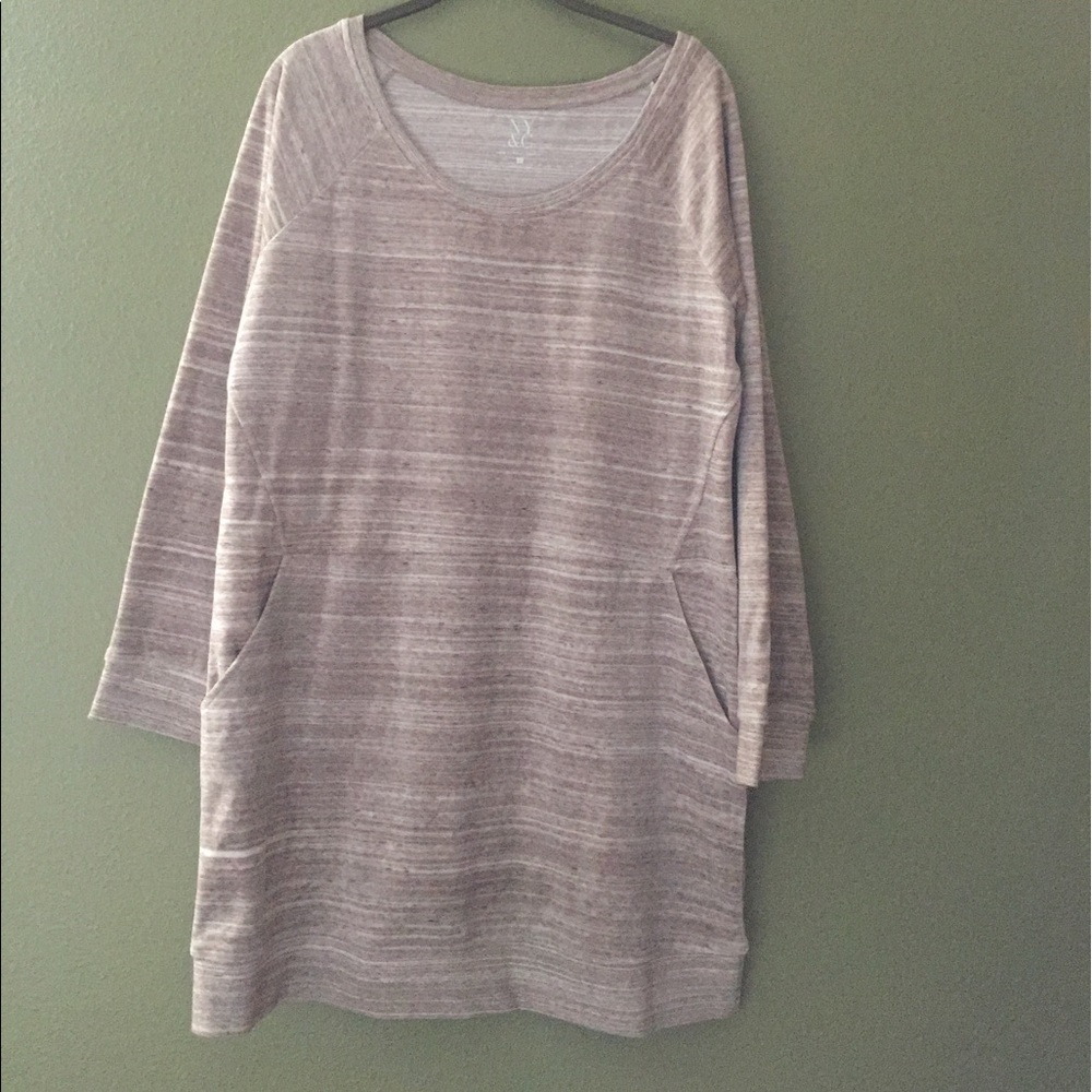 Sweatshirt dress