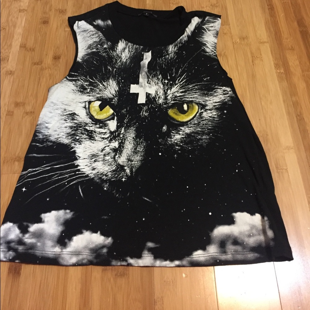 Muscle shirt never worn