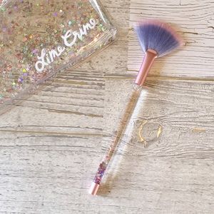 Lime Crime 💜 Aquarium Glitter Fan Brush
