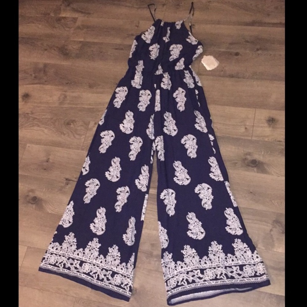 Navy jumper - Picture 1 of 4