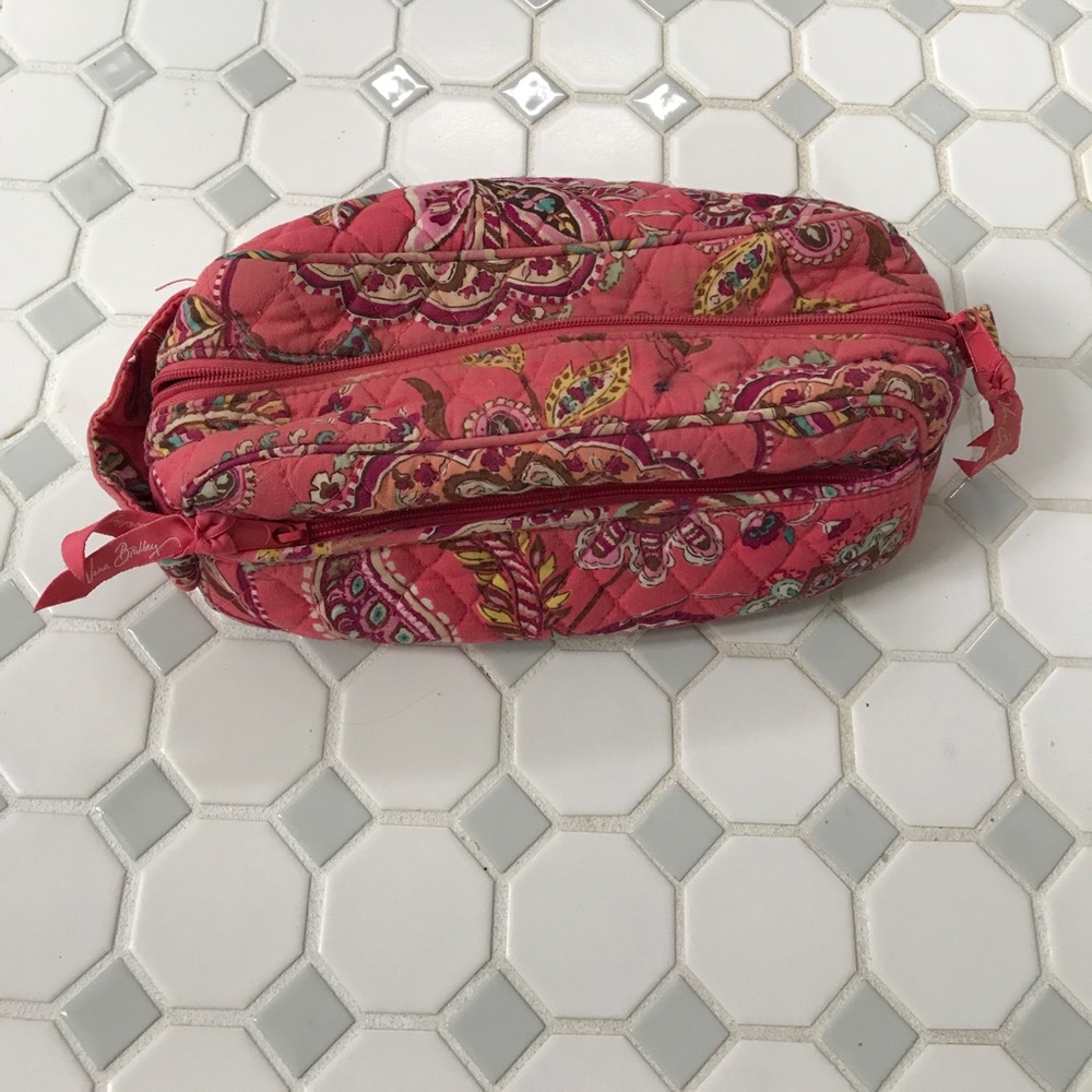 Vera Bradley makeup bag