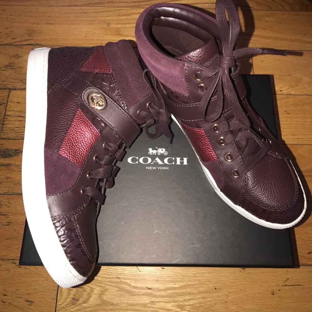 👟 NIB Coach Women's Pembroke Hightop Sneaker