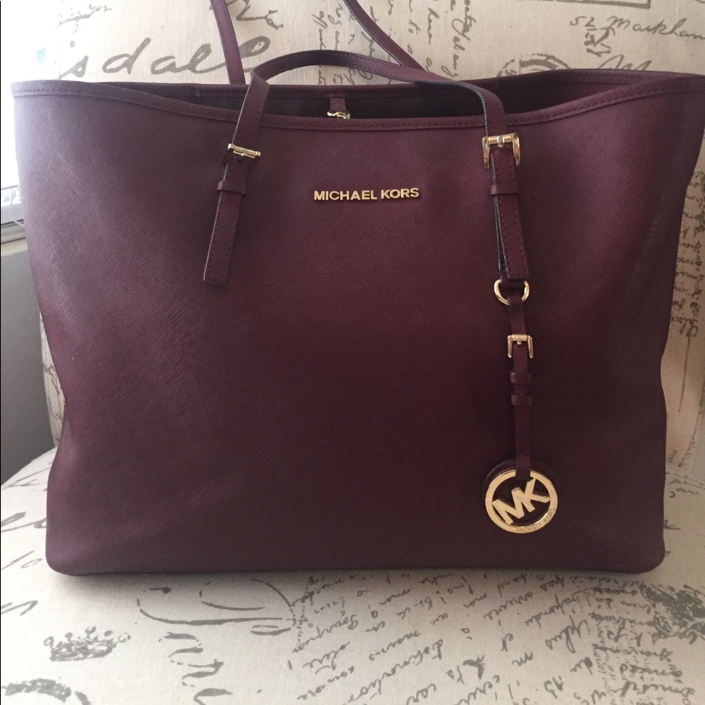 Plum Michael Kors tote bag
