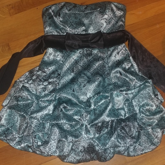 Blue dress - Picture 1 of 1