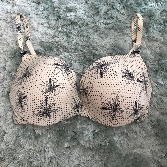 Victoria's Secret Other - VS Plunge Bra