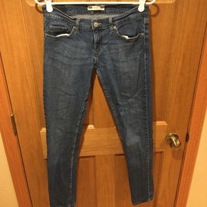 Levi's 524 too super low sz 9l