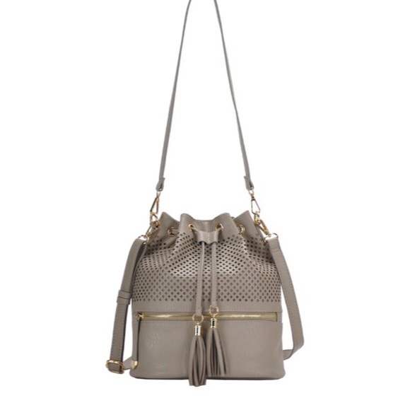 ⓤⓝⓔⓓⓘⓣⓔⓓⓑⓞⓤⓣⓘⓠⓤⓔ Handbags - Perforated Bucket Bag