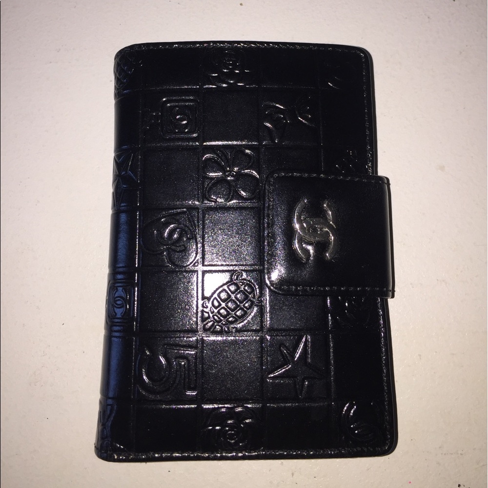 Black cute wallet