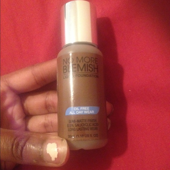 Liquid Foundation (HAVE TO BUNDLE THIS ITEM) - Picture 1 of 1