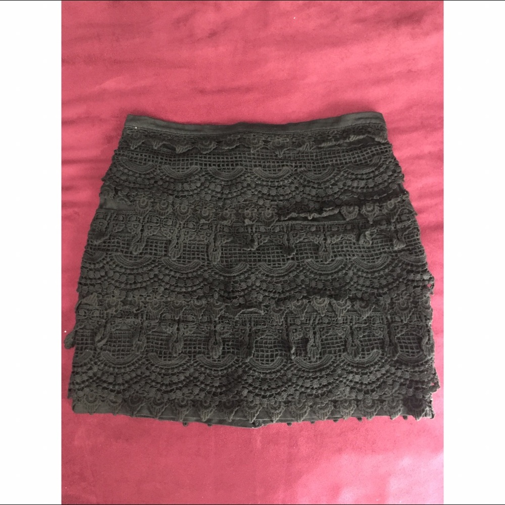 { 💋 Crotchet Pencil Skirt }