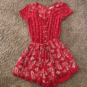 Hollister romper