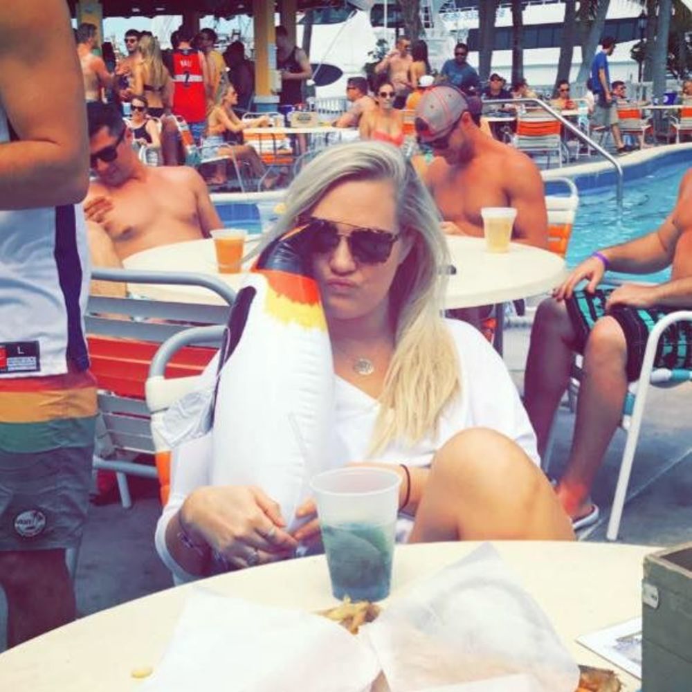 Meet your Posher, Camille