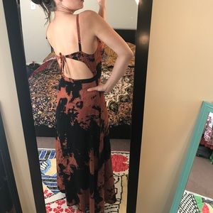 Beautiful Tie-Dye Maxi Dress 👗