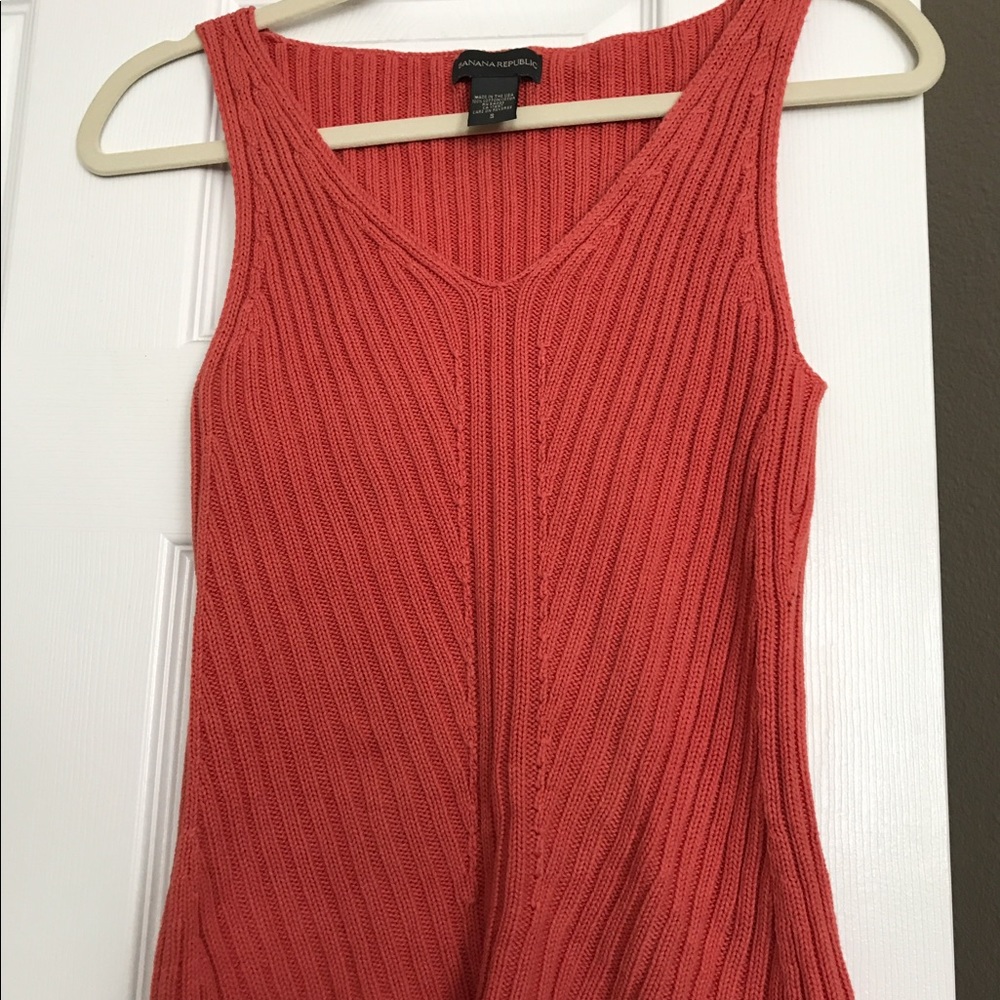 Banana Republic woven knit v-neck tank