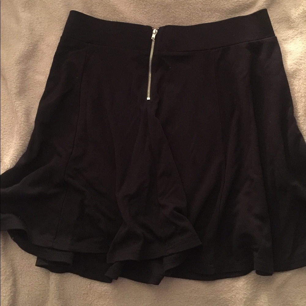 H&M Skater Skirt (M)