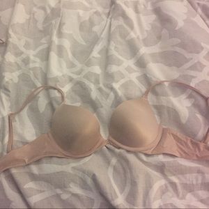 VS Very Sexy push up bra- PRICE DROP $12-FIRM!