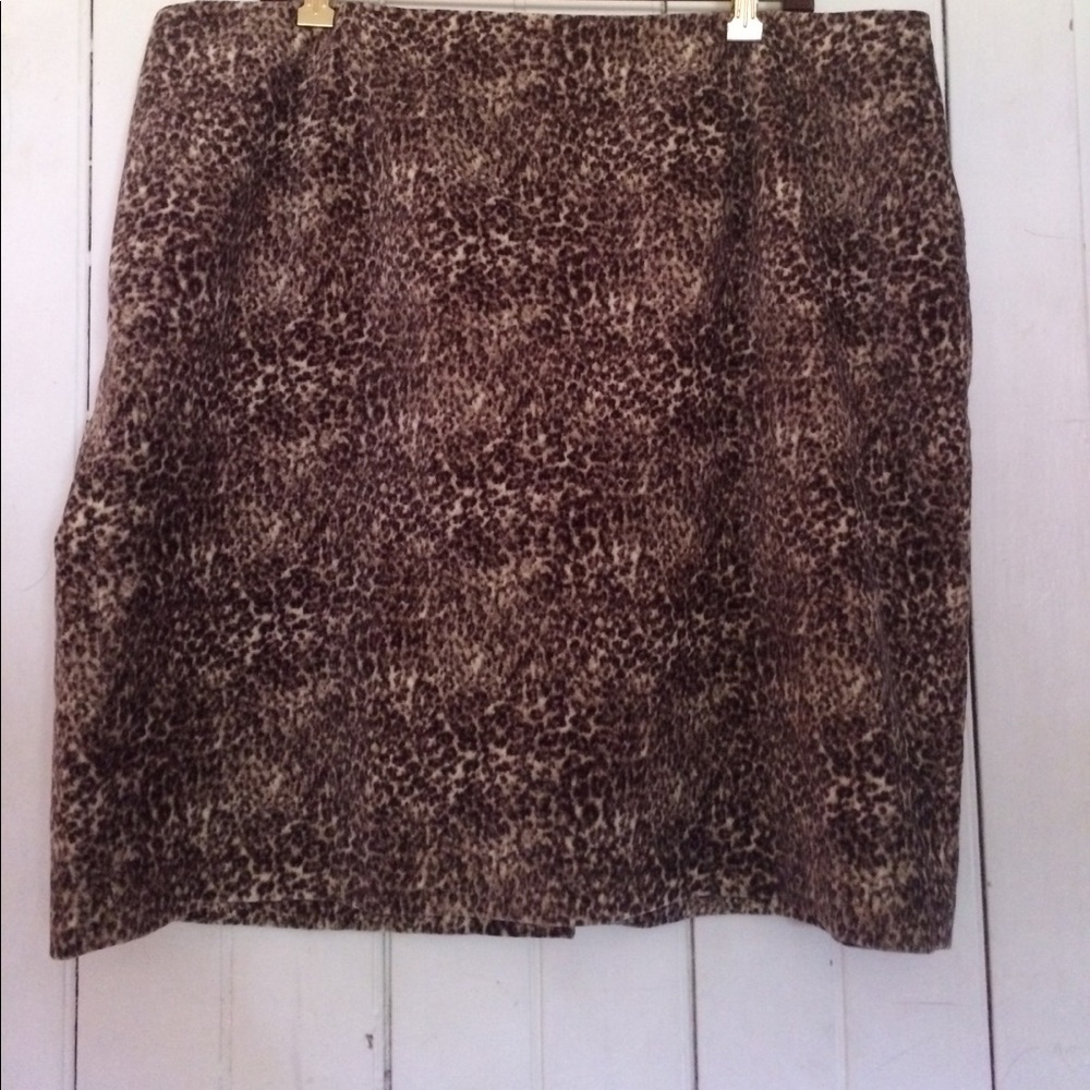 Pencil skirt