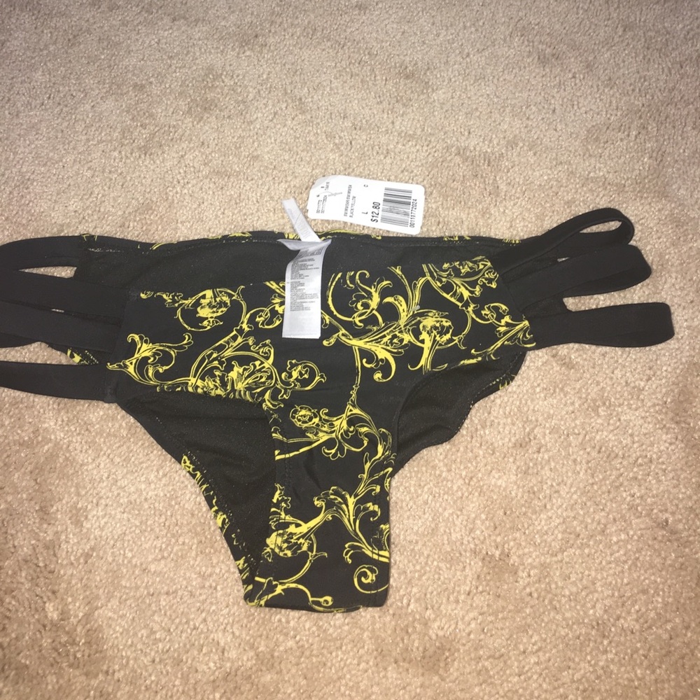 Bikini bottom