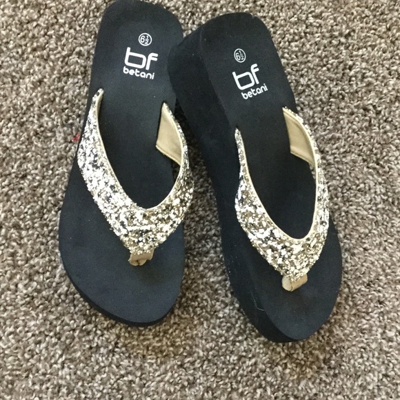 betani Shoes - Elegant Sparkling Sandals NWOT