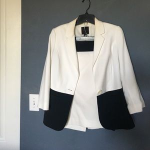 Chic The Limited black/white suit Size S