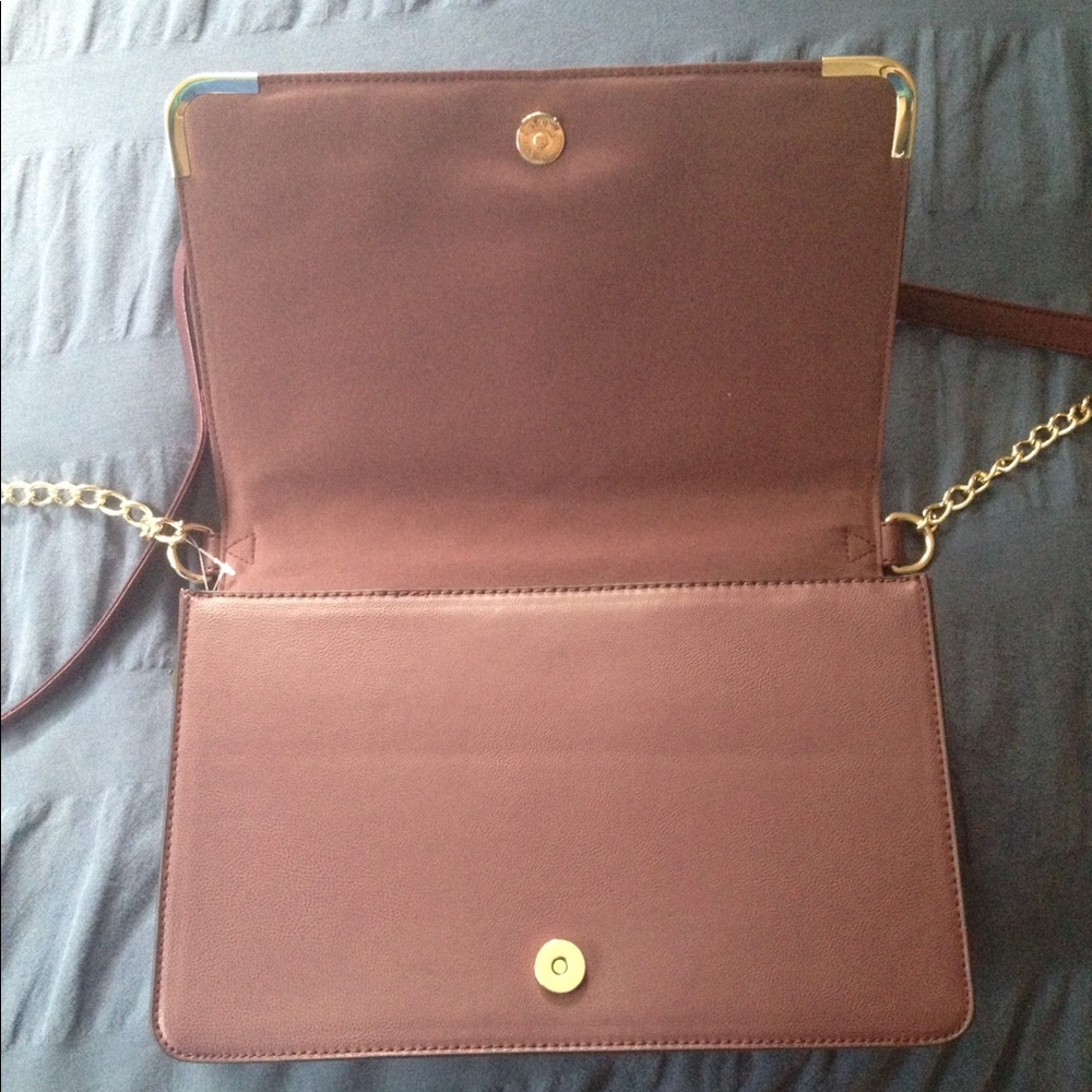 🌼 5 for $25🌼 Plum Bag - Picture 6 of 6