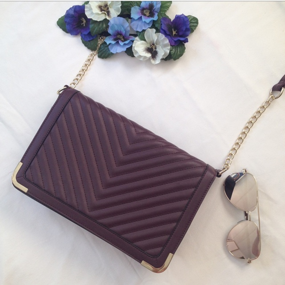 🌼 5 for $25🌼 Plum Bag