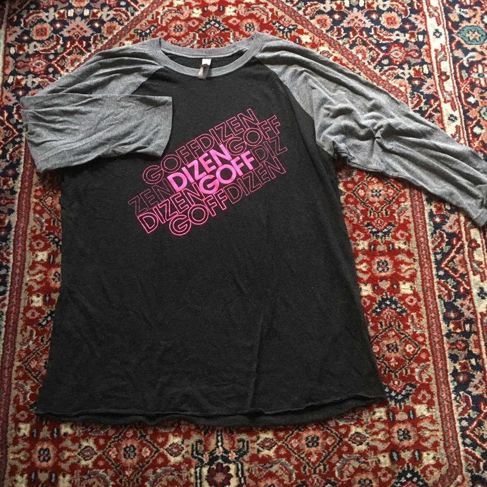Dizengoff Philadelphia Baseball Tee