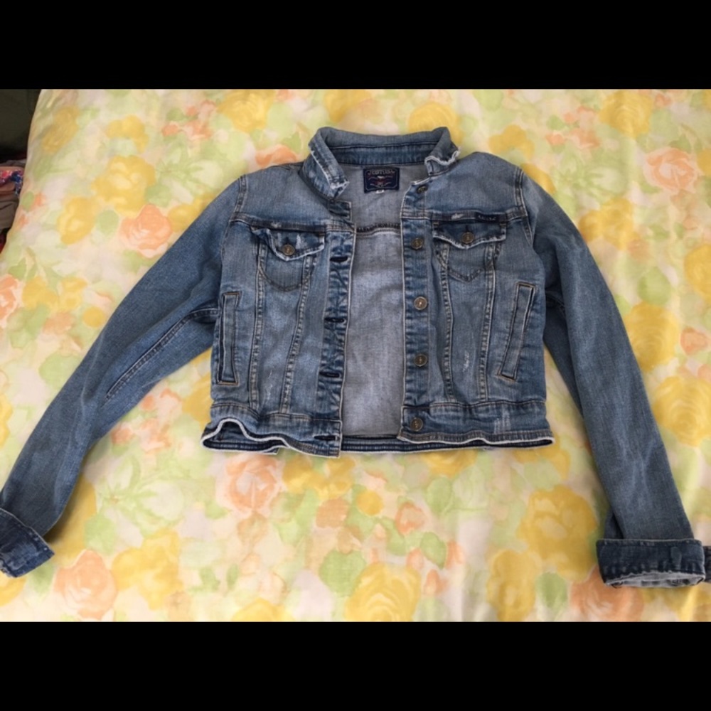 JEAN JACKET 😊