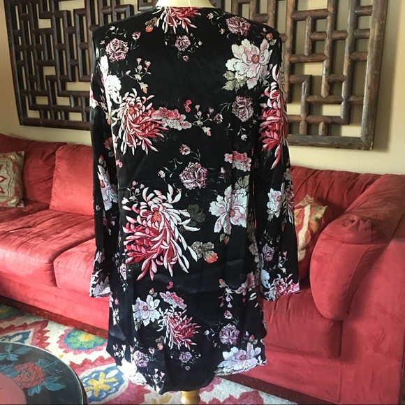 Somedays Lovin' Flora Kimono Wrap Dress - Picture 5 of 6