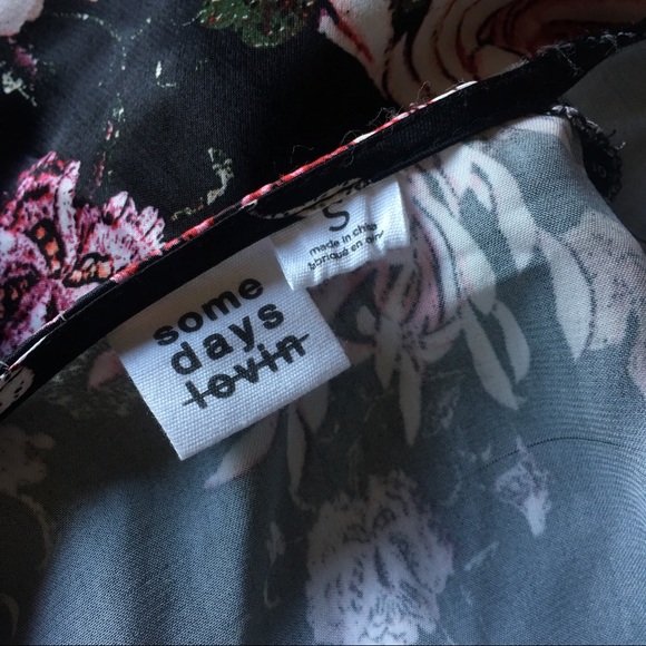 Somedays Lovin' Flora Kimono Wrap Dress - Picture 6 of 6