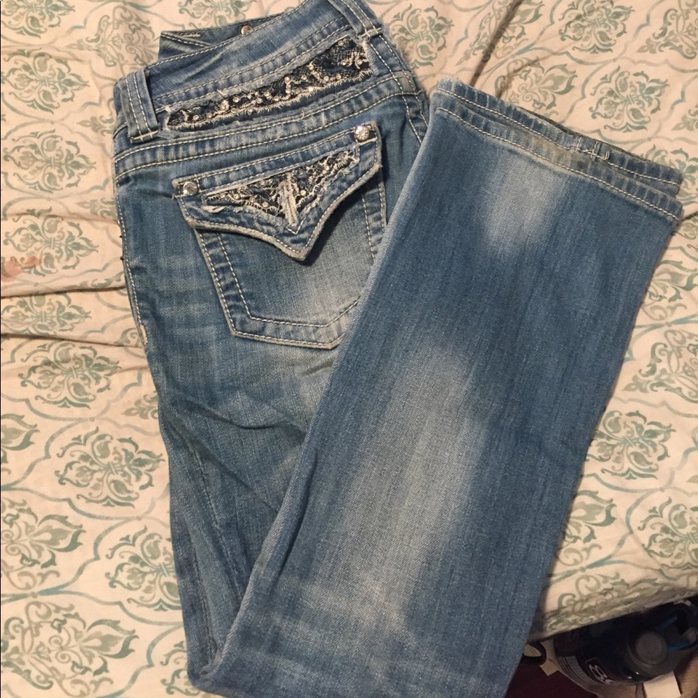 5 pairs of Miss Me Jeans size 26 and 25!