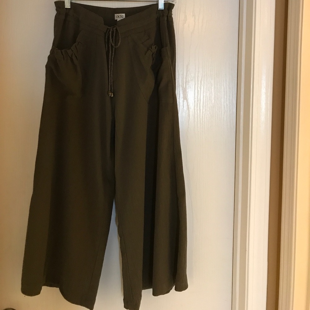 Gaucho pants