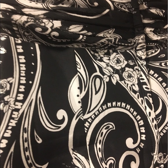 Black White market halter - Picture 2 of 3