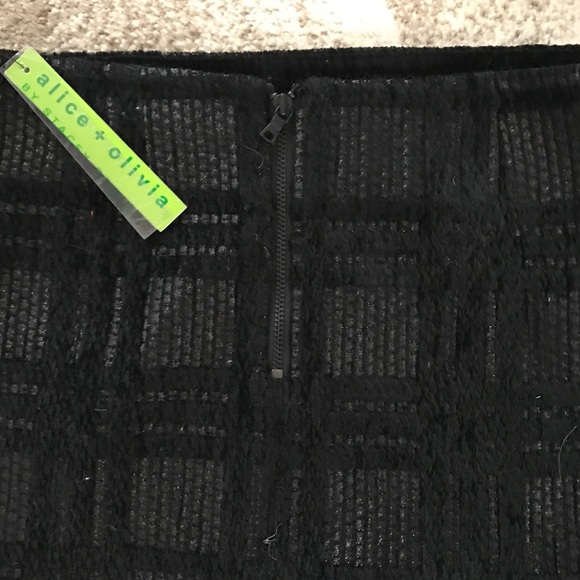 Alice & Olivia Black Mini Skirt - Picture 5 of 6