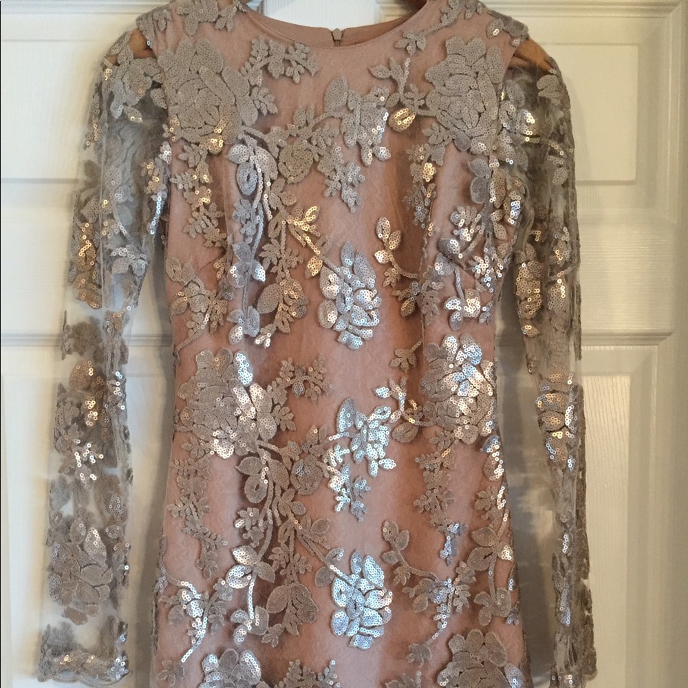 Dress The Population long-sleeve dress