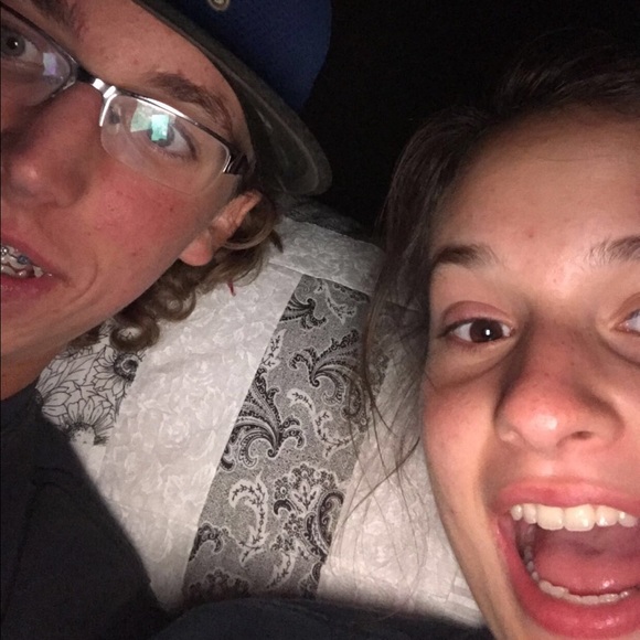 Meet your Posher, Lauren - Picture 1 of 1