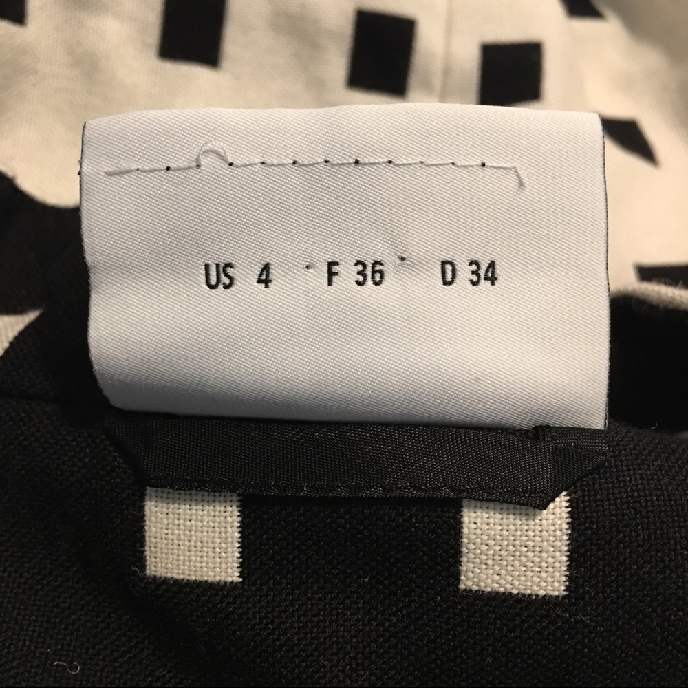 ***SOLD***Akris Punto Blazer Squares Snap Button - Picture 6 of 8