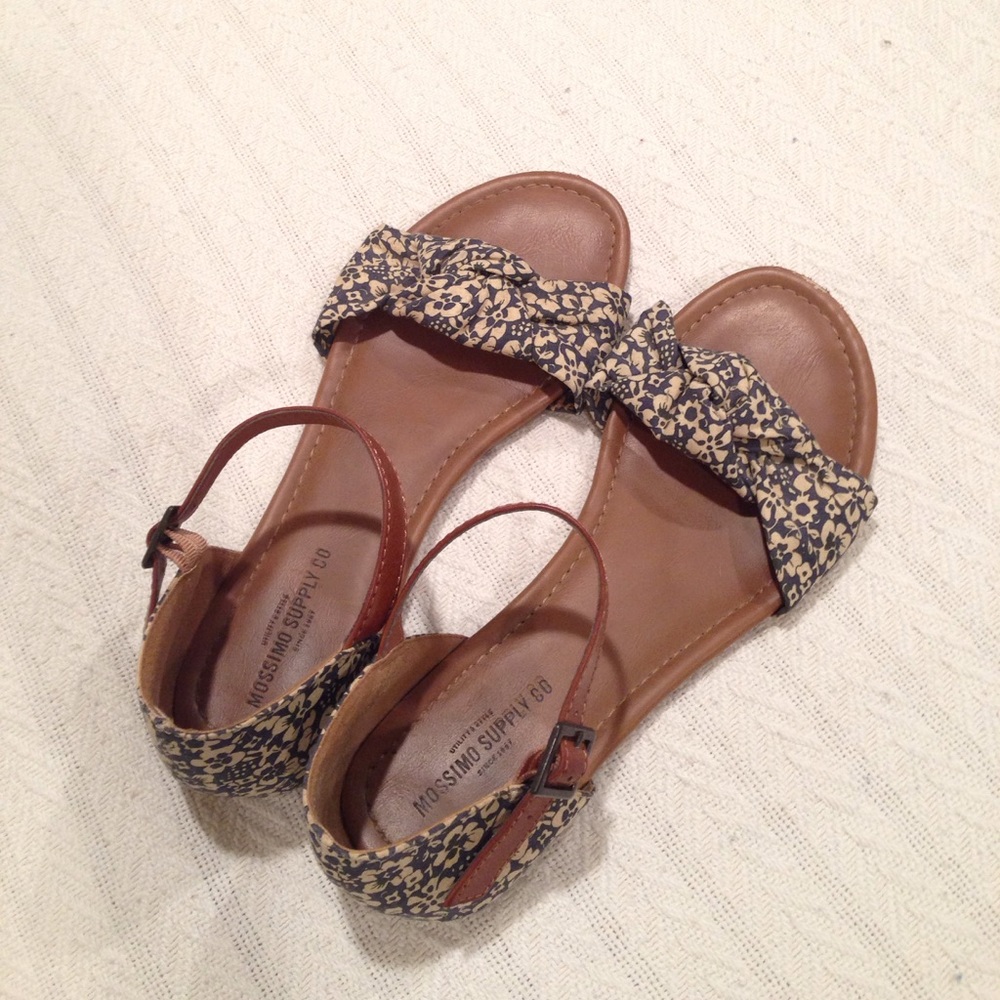 Navy & Cream Floral Knot Ankle Strap Sandal