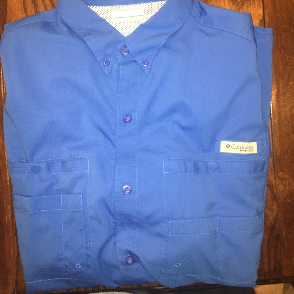 XL Columbia PFG button up shirt