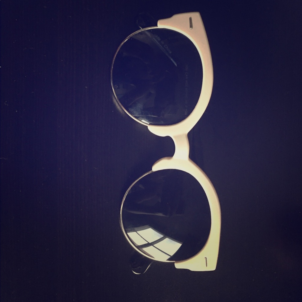 Urban Outfitters Sunglasses