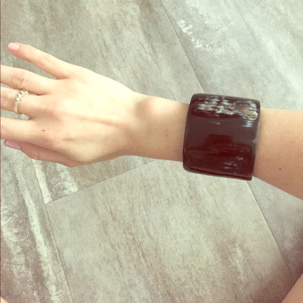 Statement cuff
