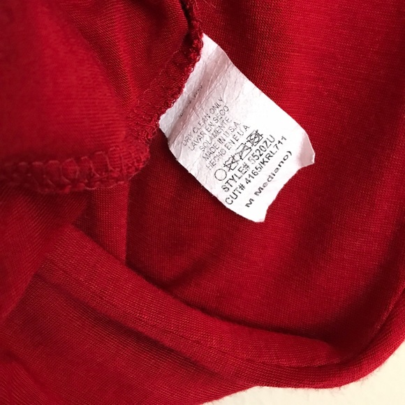 Red Crochet Floral Scoop Back Top - Picture 5 of 7