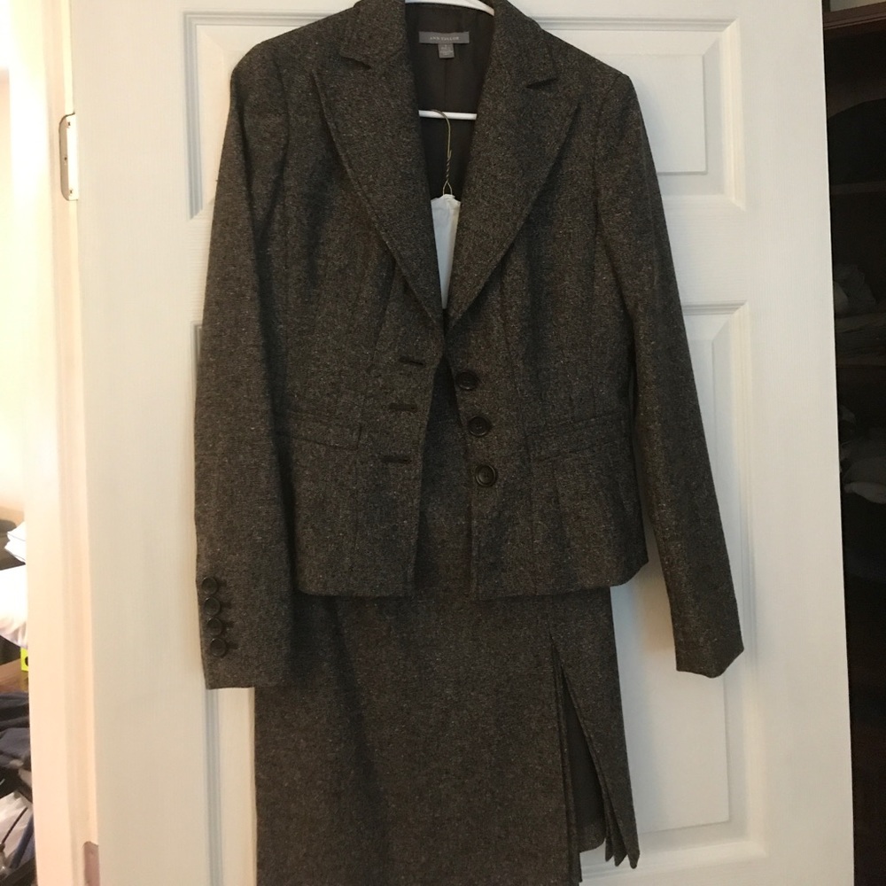 Ann Taylor Tweed Skirt Suit size 2