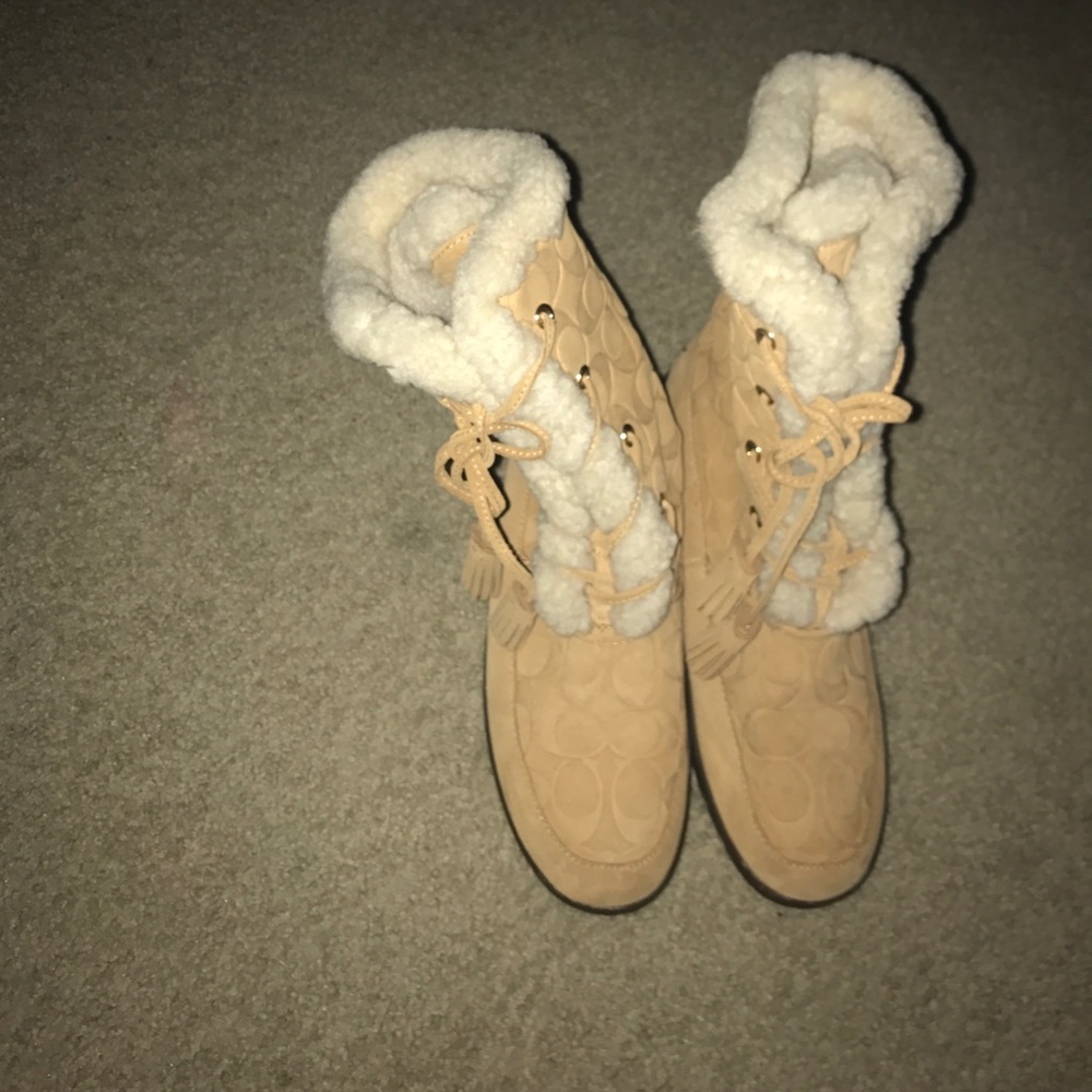 Coach snow boots