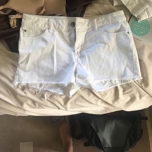 WHITE DL1961 Jean shorts
